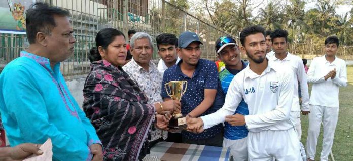 নড়াইলে বঙ্গবন্ধু ন্যাশনাল জাতীয় স্কুল ক্রিকেটে লোহাগড়া পাইলট স্কুল চ্যাম্পিয়ন